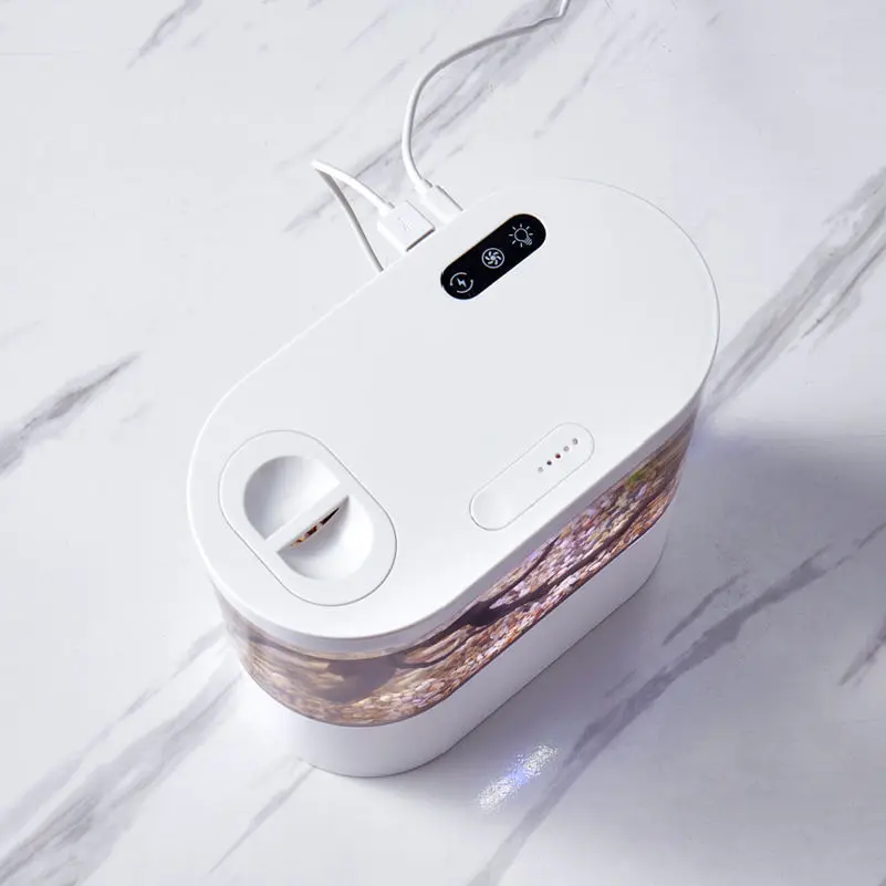 USBミニデスクトップ水槽 内蔵ウォーターポンプ/LEDライ - Aquarium Fish Goldfish のレビューと価格