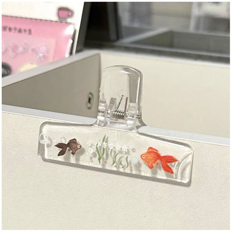 1PC 透明アクリル金魚バインダークリップ、滑り止めブック、 - Aquarium Fish Goldfish のレビューと価格